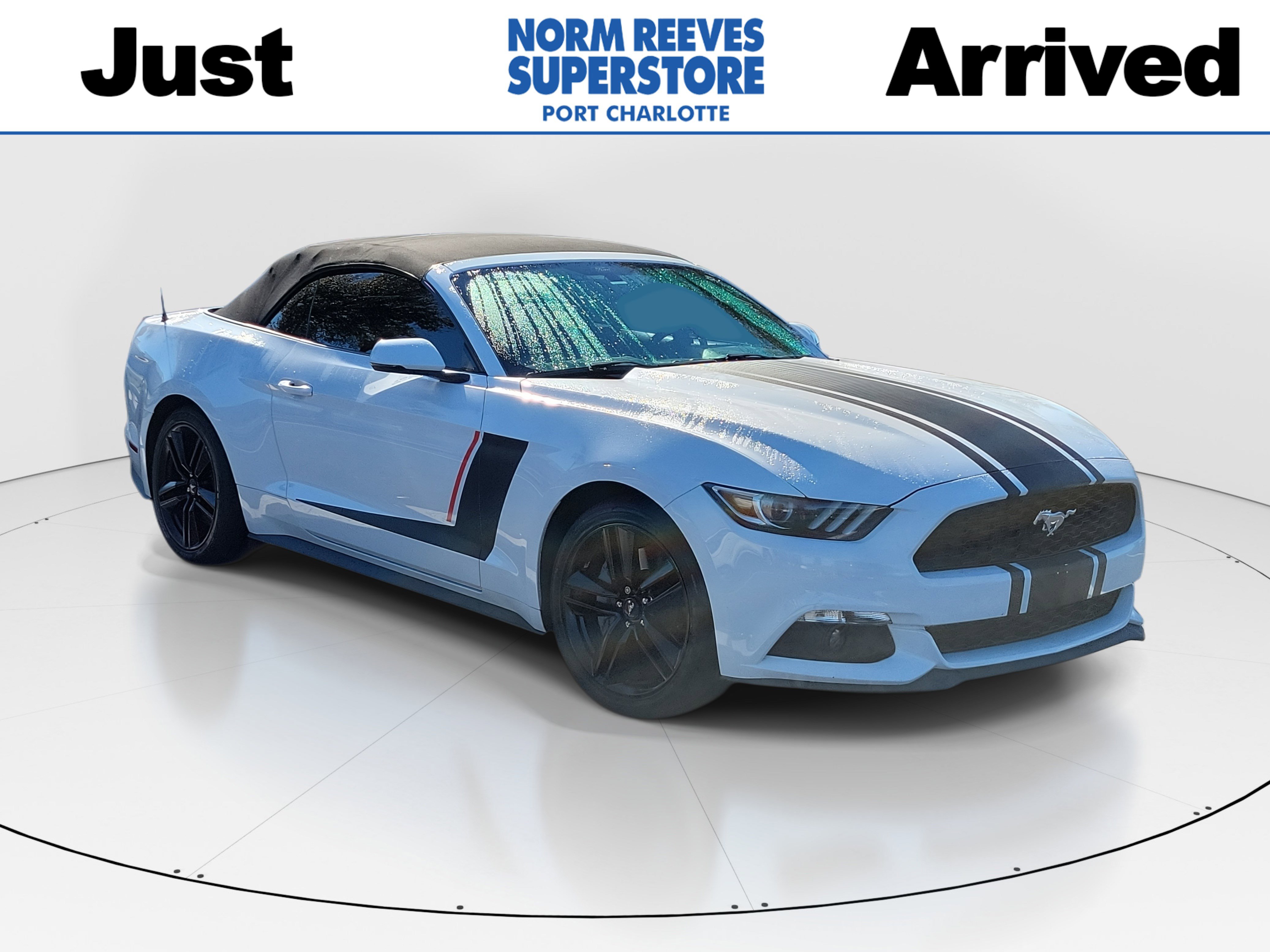 2016 Ford Mustang EcoBoost Premium's photo