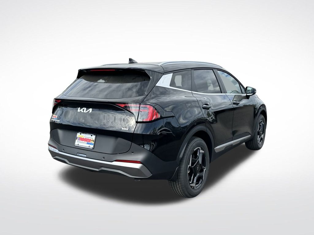 2026 Kia Sportage EX photo 3