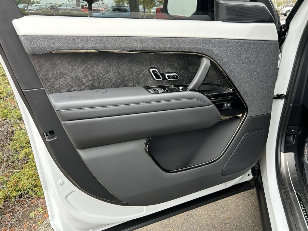 2025 Land Rover Range Rover Sport Autobiography photo 7