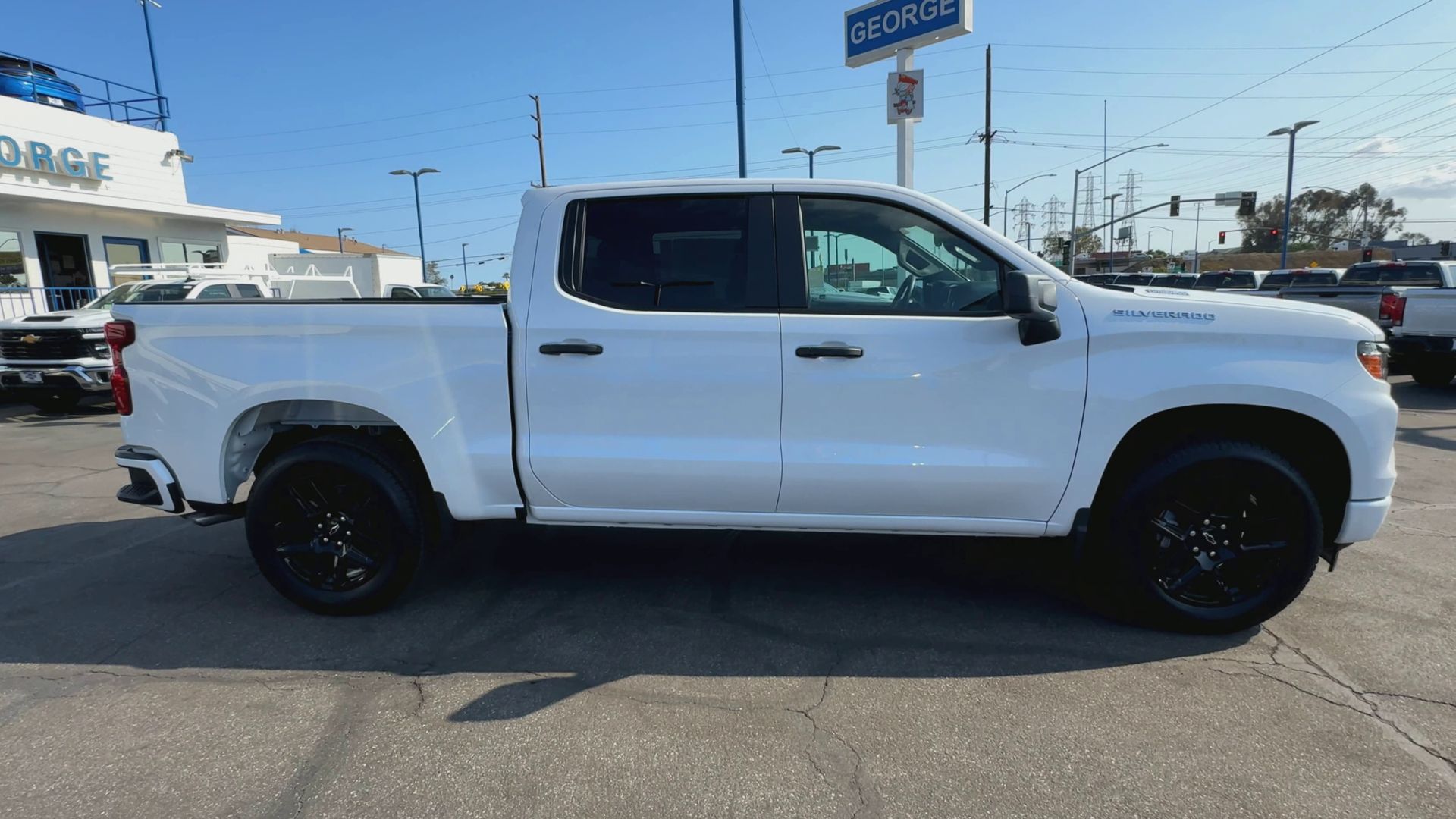 2026 Chevrolet Silverado 1500 Custom photo 39