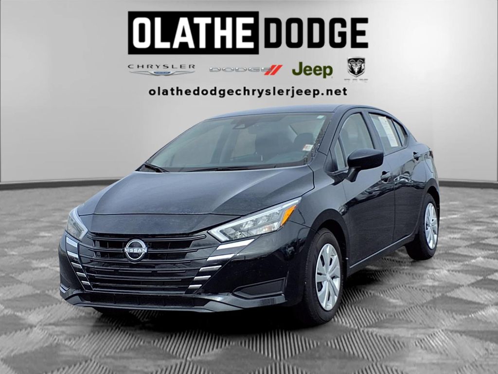 2025 Nissan Versa Sedan S