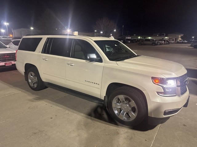 2015 Chevrolet Suburban LTZ photo 4