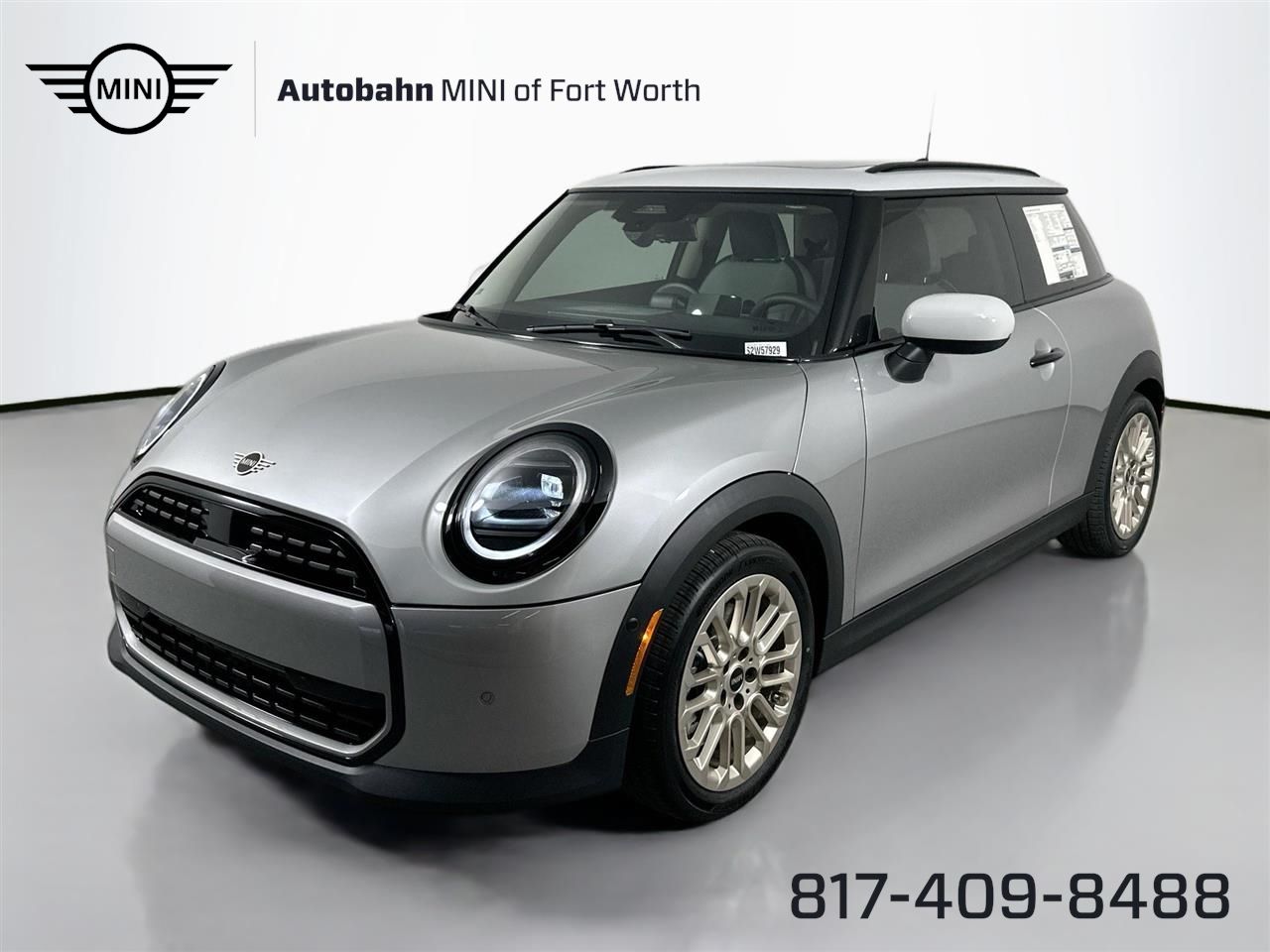 2025 MINI Hardtop 2 Door Base's photo