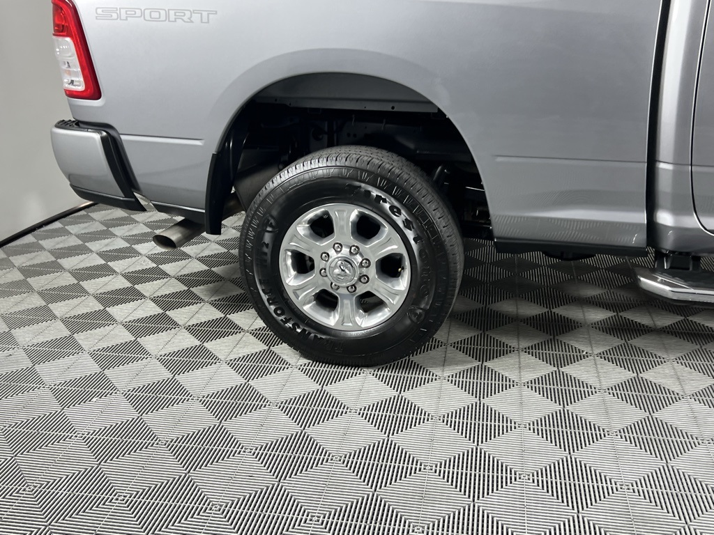 2024 Ram 2500 Big Horn photo 10