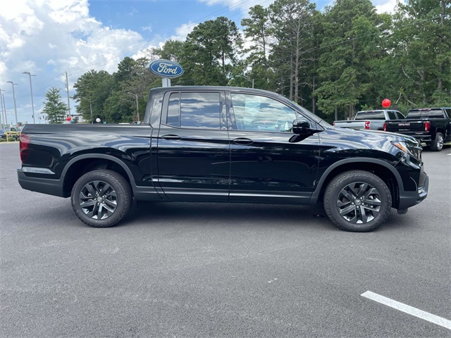 2025 Honda Ridgeline Sport photo 3