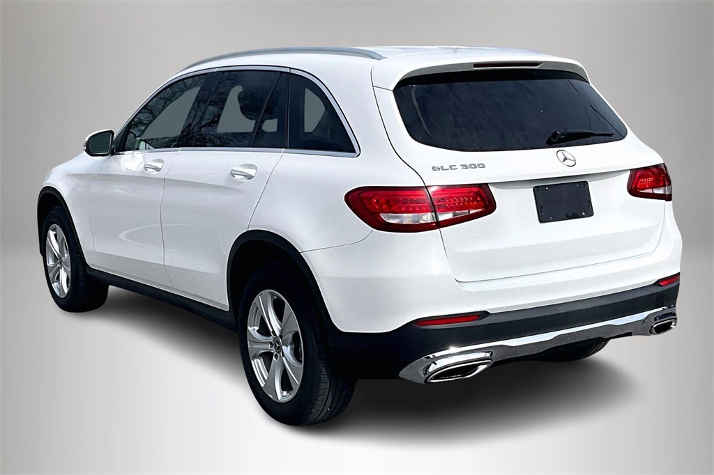 2018 Mercedes Benz GLC 300 photo 4