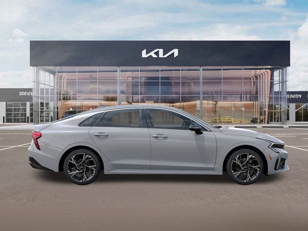 2025 Kia K5 GT-Line photo 7