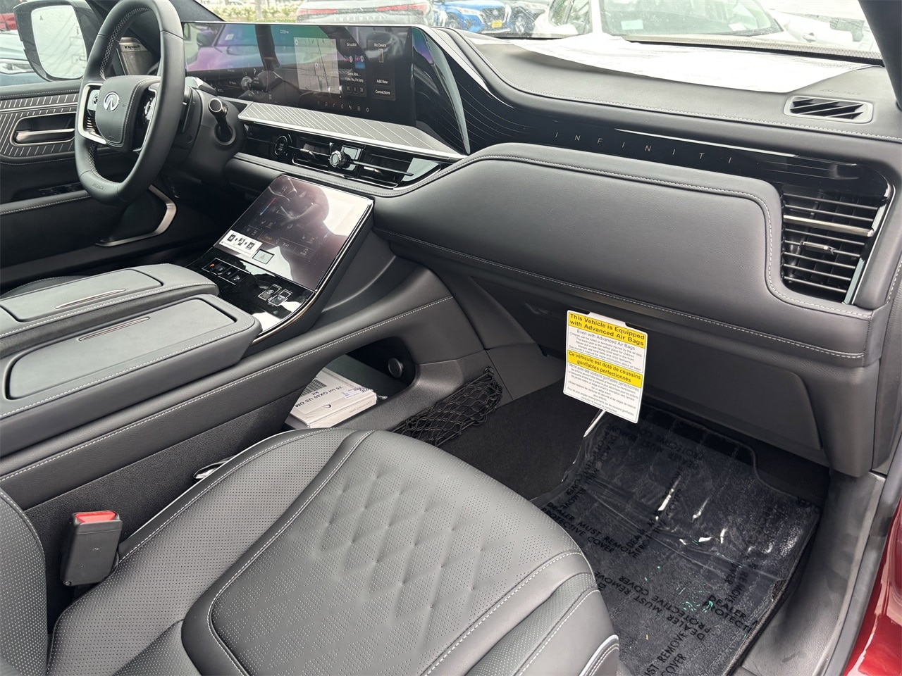 2025 Infiniti QX80 photo 9