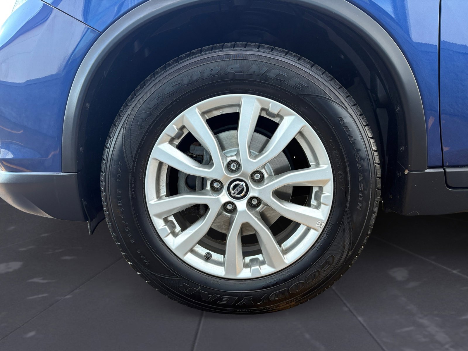 2020 Nissan Rogue SV photo 36