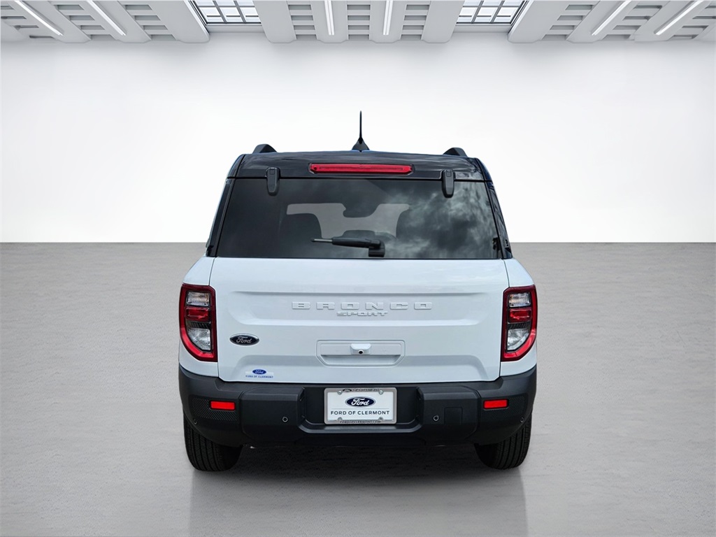 2025 Ford Bronco Sport Outer Banks photo 3