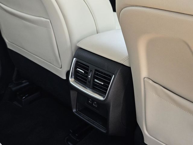 2022 Infiniti QX50 Essential photo 23