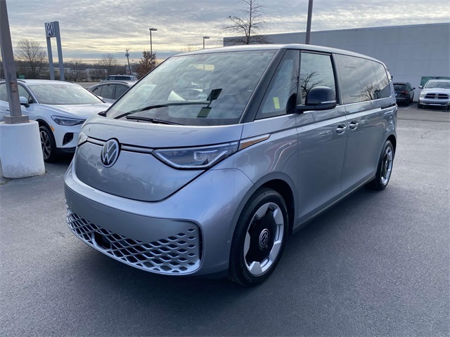 2025 Volkswagen ID. Buzz Pro S photo 3