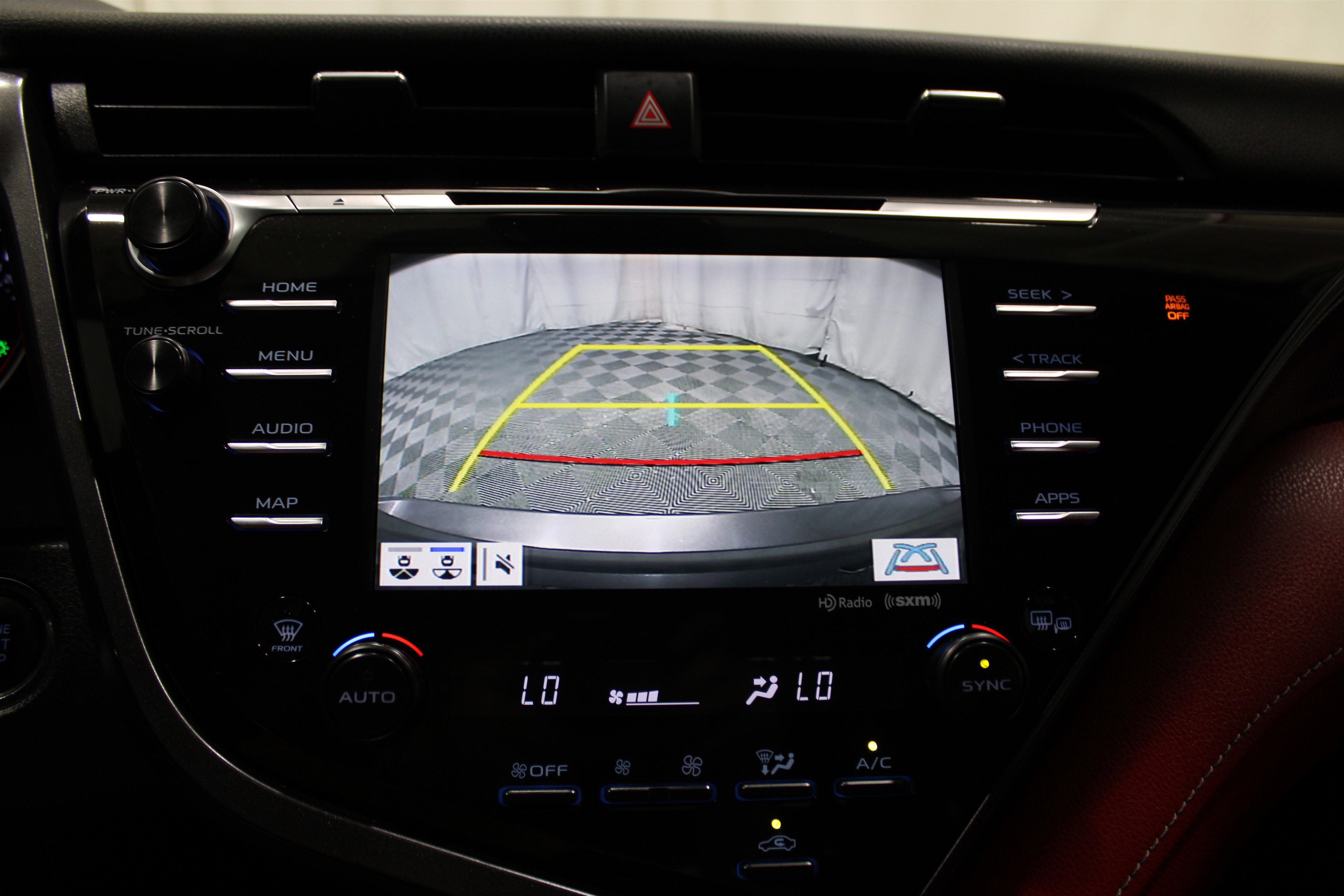 2020 Toyota Camry XSE photo 6