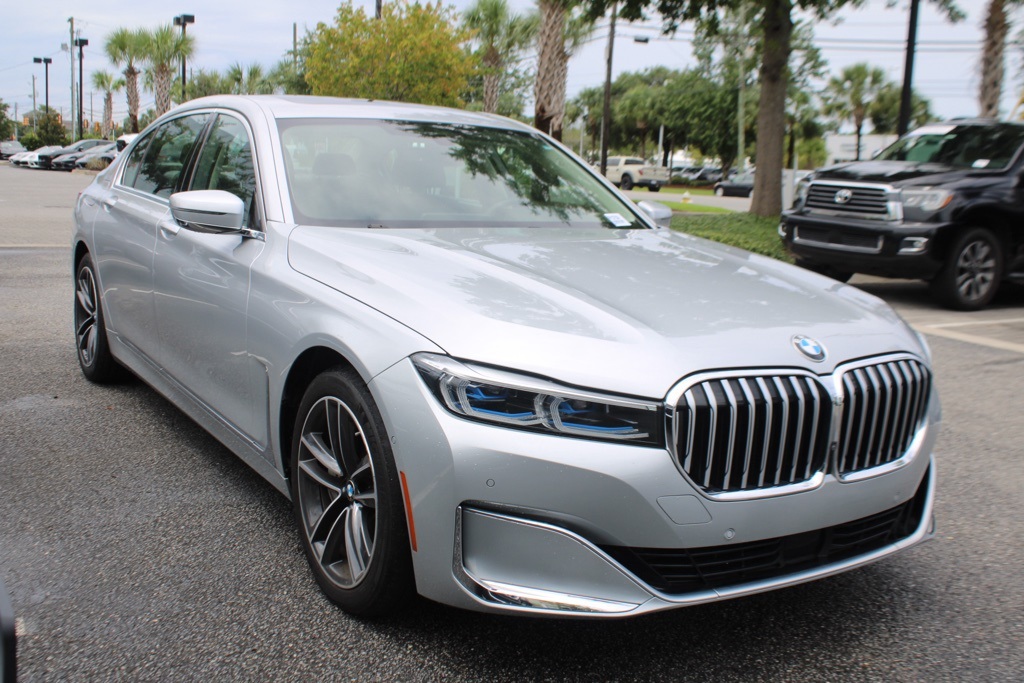 2020 Bmw 750i xDrive Sedan photo 3