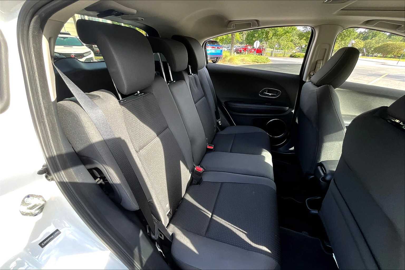 2019 Honda HR-V EX photo 19