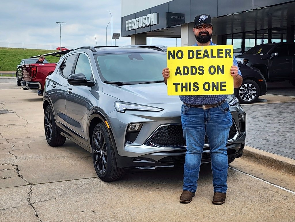 2026 Buick Encore GX Sport Touring's photo