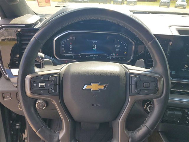 2022 Chevrolet Silverado 1500 High Country photo 11