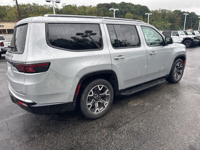 2023 Jeep Wagoneer Series III photo 4