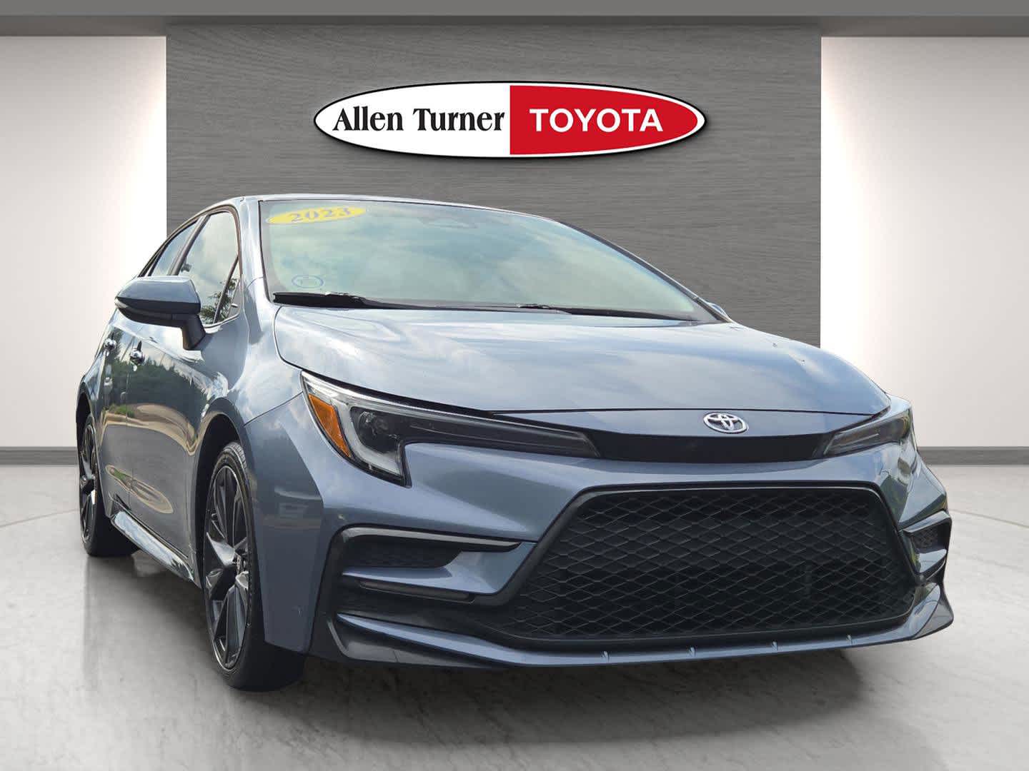 2023 Toyota Corolla SE photo 2