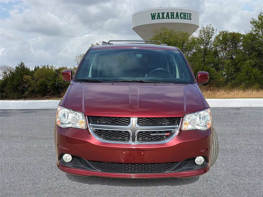 2017 Dodge Grand Caravan SXT photo 2