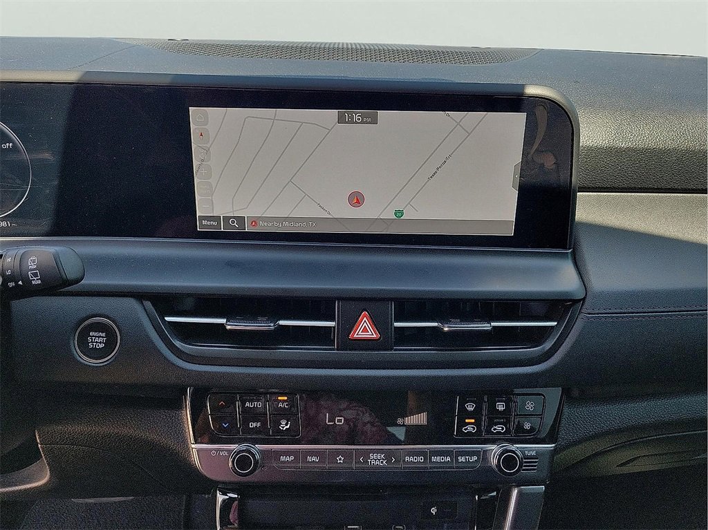 2024 Kia Seltos SX photo 17