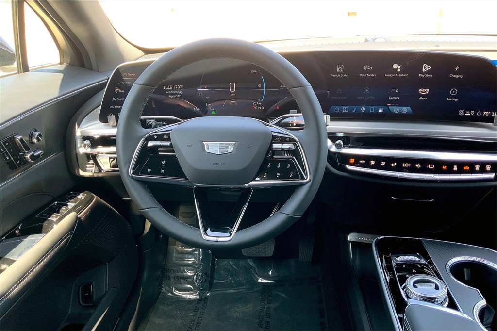 2025 Cadillac Lyriq Luxury photo 20