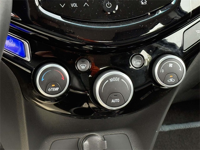 2016 Chevrolet Spark EV 2LT photo 19