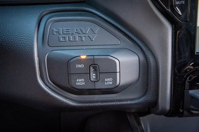 2025 Ram 2500 Big Horn photo 25
