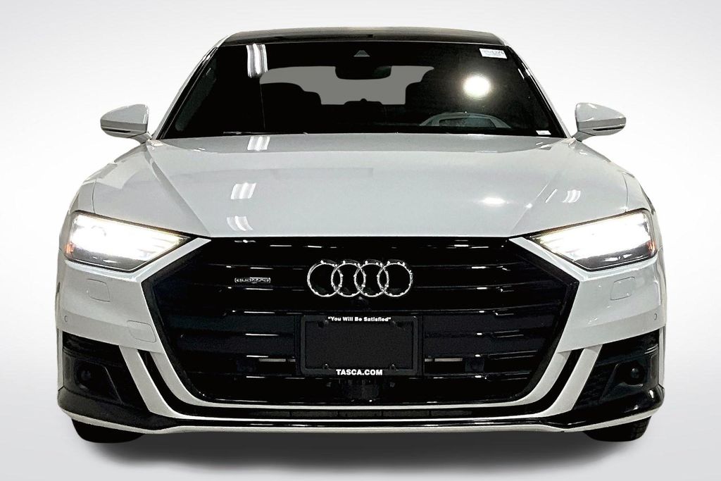 2020 Audi A8 4.0 Quattro photo 2