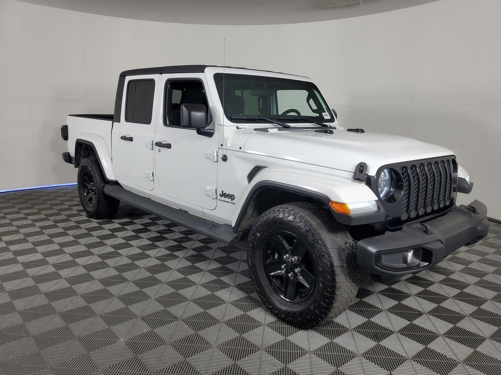 2021 Jeep Gladiator Sport photo 2