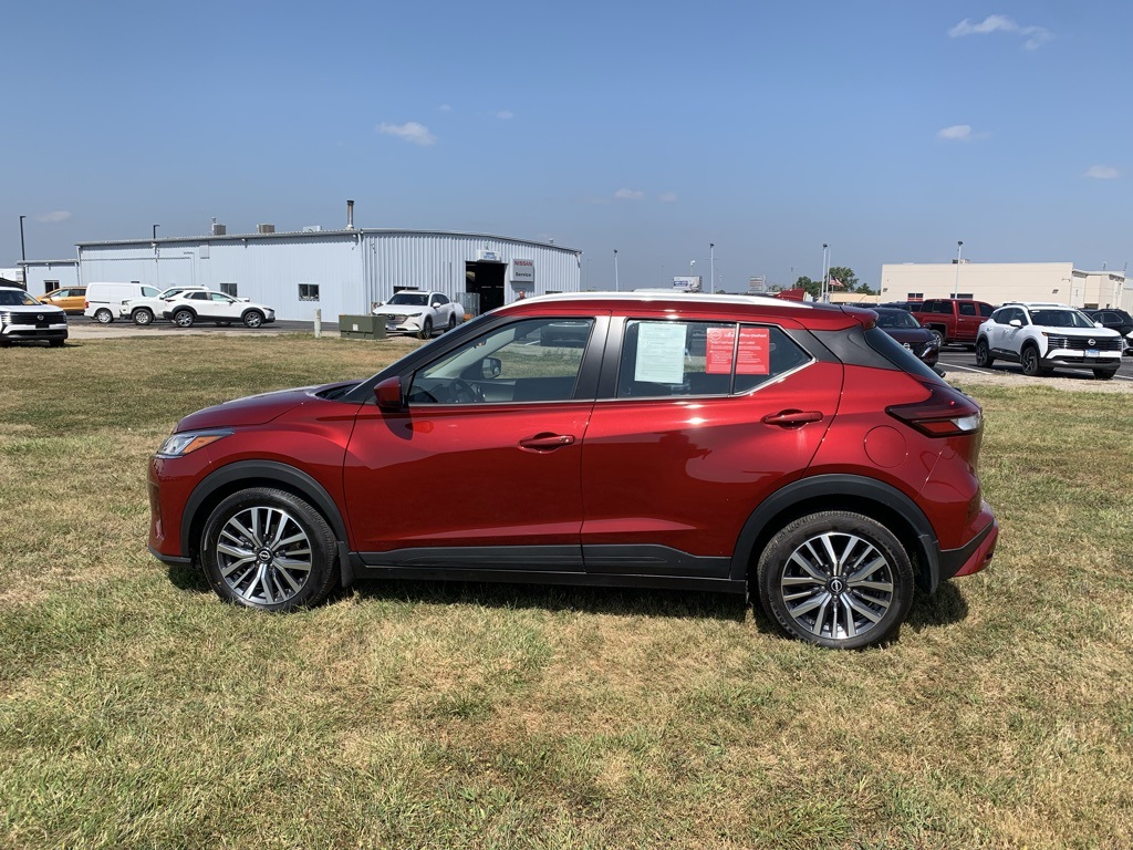 2023 Nissan Kicks SV photo 7