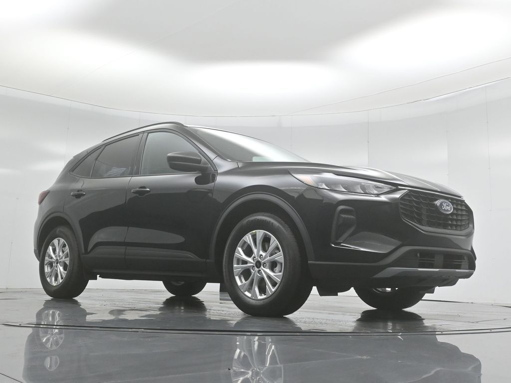 2025 Ford Escape Active photo 2