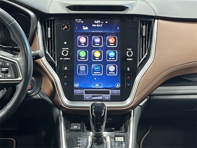 2022 Subaru Outback Touring XT photo 15