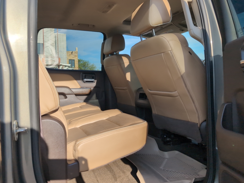 2018 Gmc Sierra 3500 HD Denali photo 29