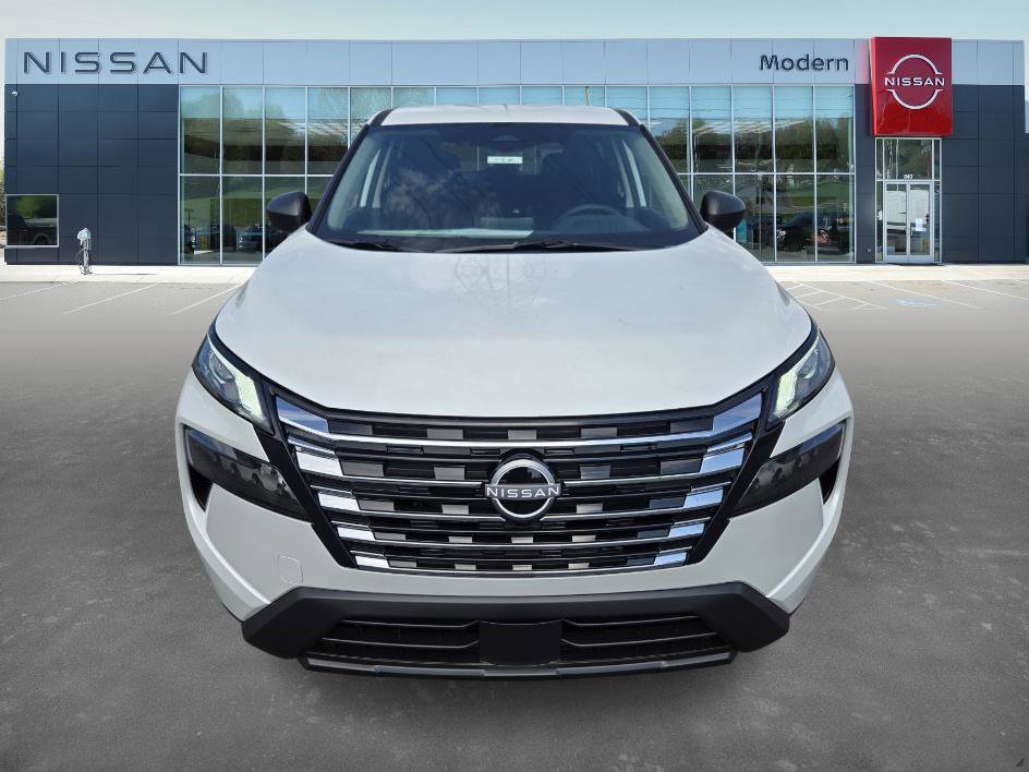 2025 Nissan Rogue S photo 2