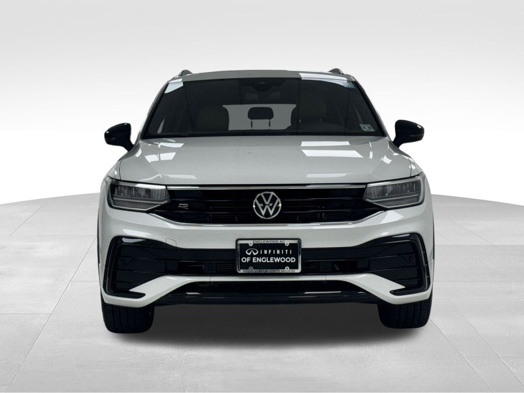 2024 Volkswagen Tiguan SE R-Line Black photo 3