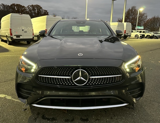 2023 Mercedes Benz E 450 4MATIC photo 2
