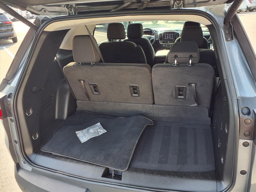 2020 Chevrolet Traverse Cloth photo 27