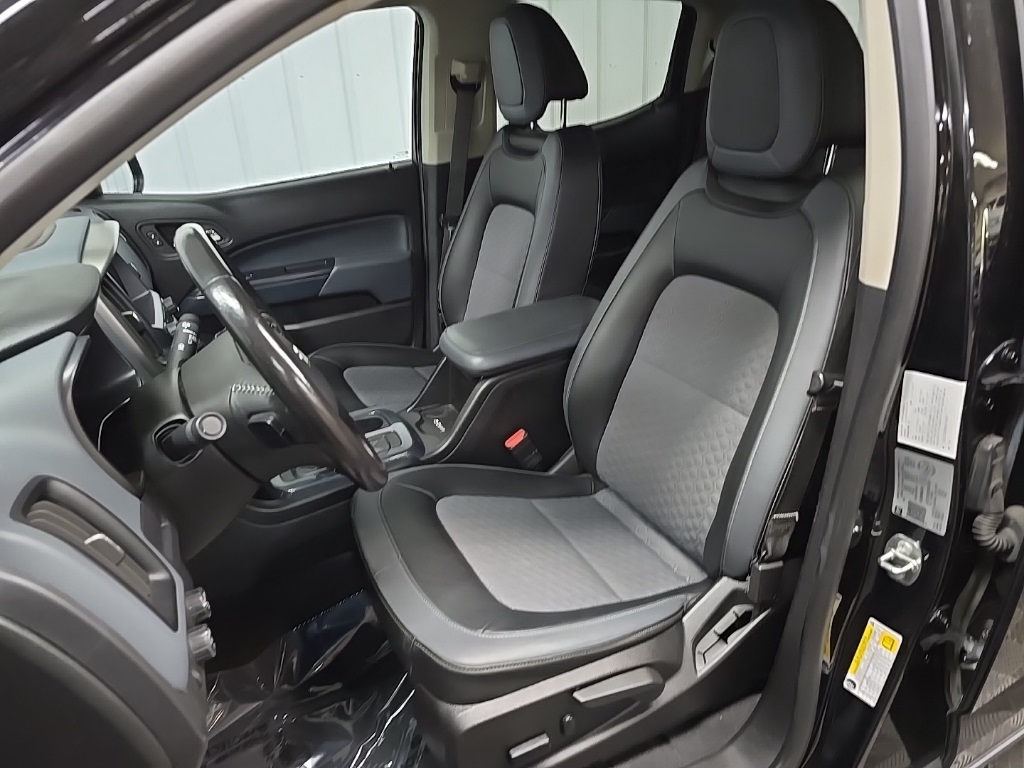 2022 Chevrolet Colorado Z71 photo 29