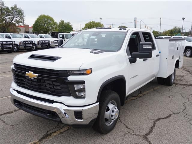 2024 Chevrolet Silverado 3500 Chassis Cab Work Truck's photo