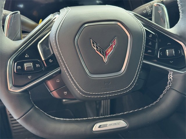 2025 Chevrolet Corvette E-Ray 2LZ photo 16