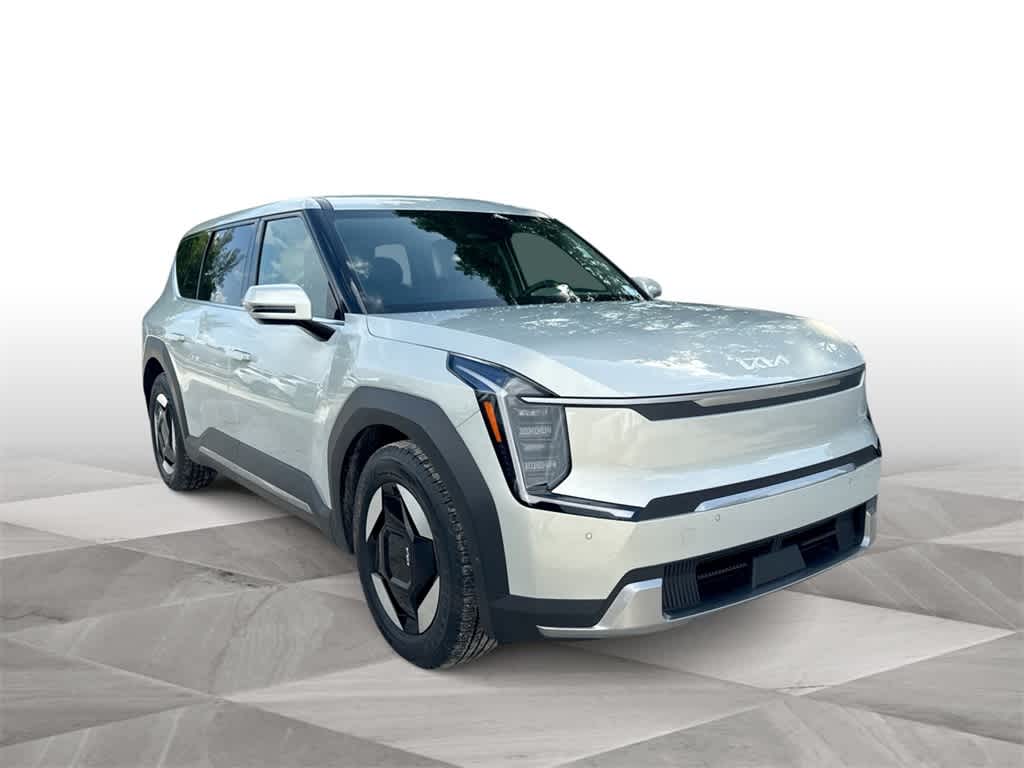 Used 2024 Kia Ev9 Light L/R with VIN KNDAB5S13R6019248 for sale in Doral, FL