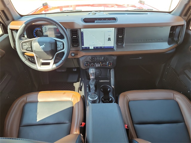 2024 Ford Bronco Outer Banks photo 11