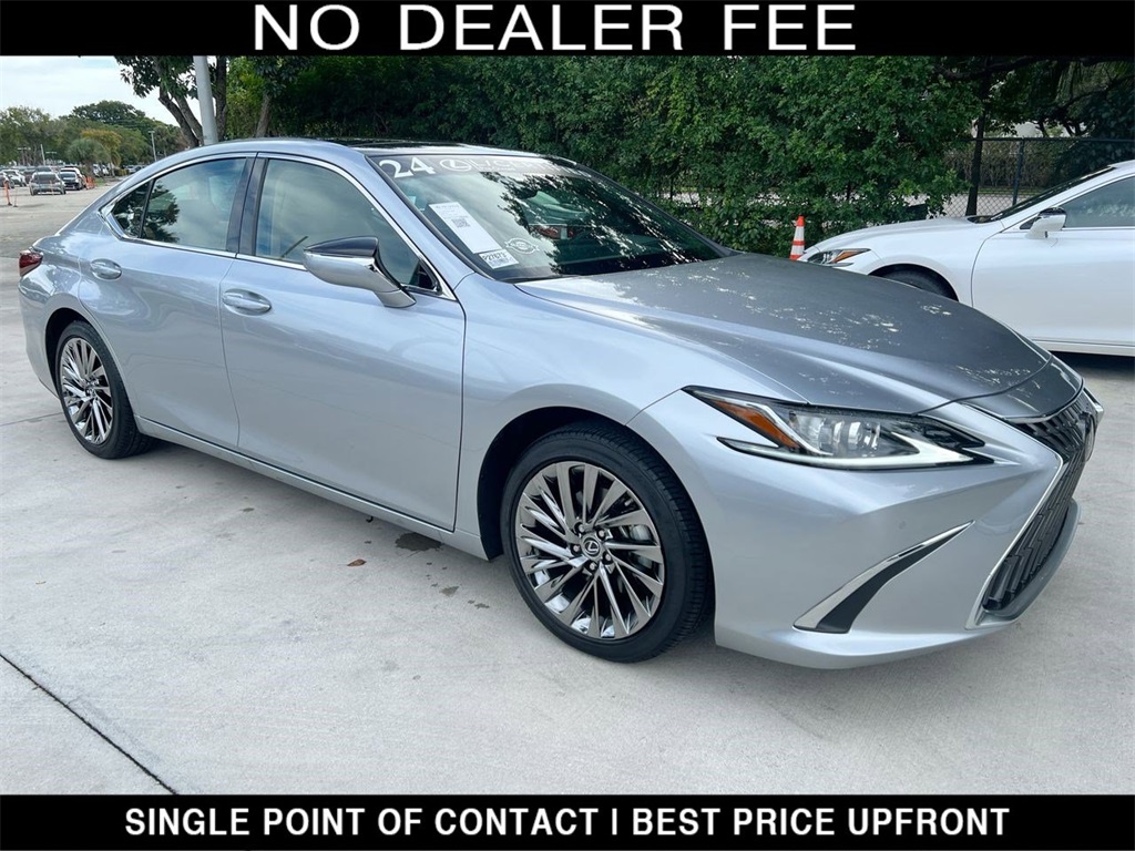 2024 Lexus ES 350 Luxury's photo