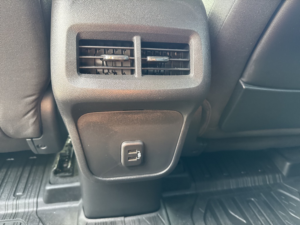 2023 Gmc Terrain SLE photo 16