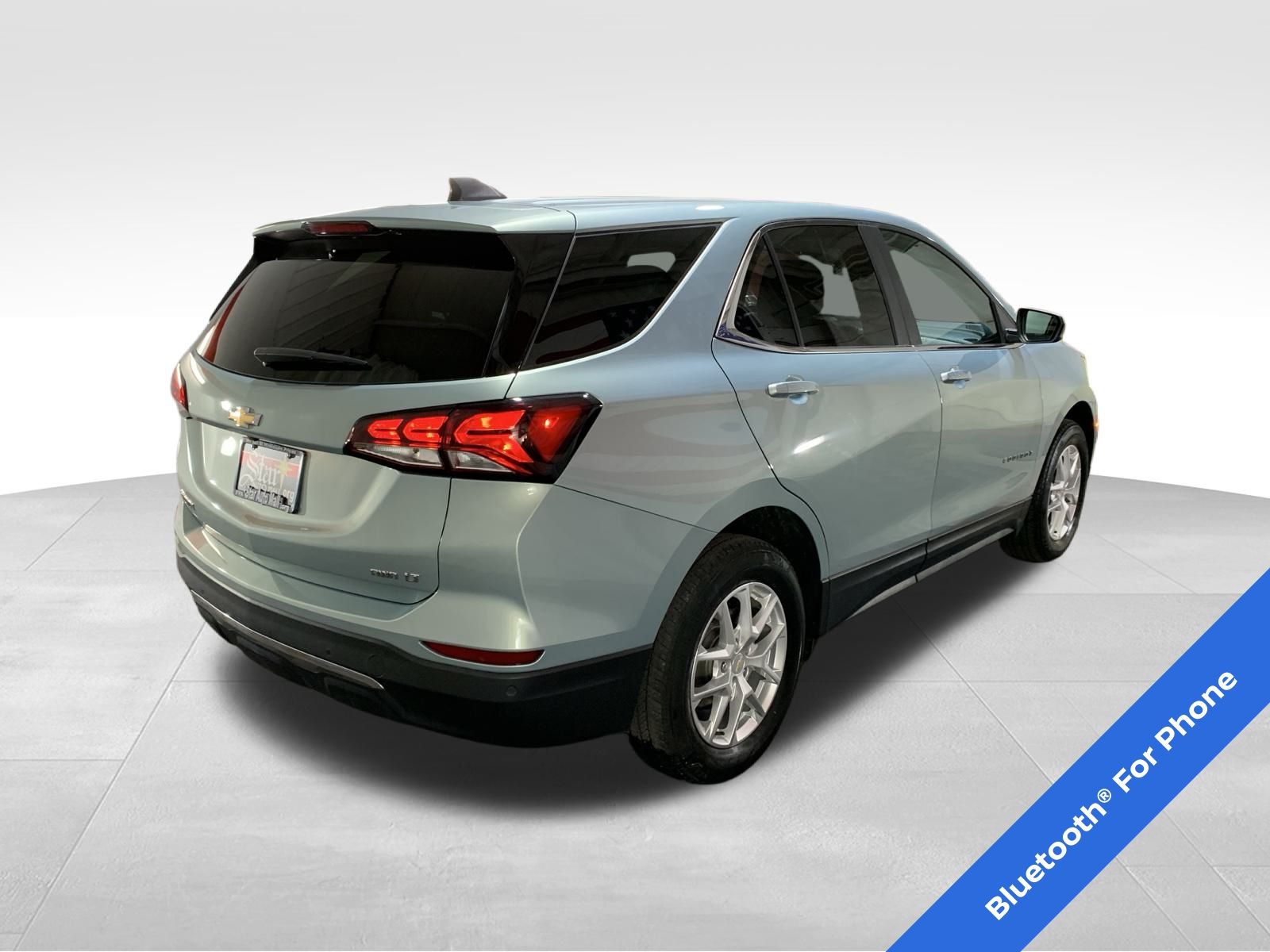 Used 2022 Blue Chevrolet LT image 4