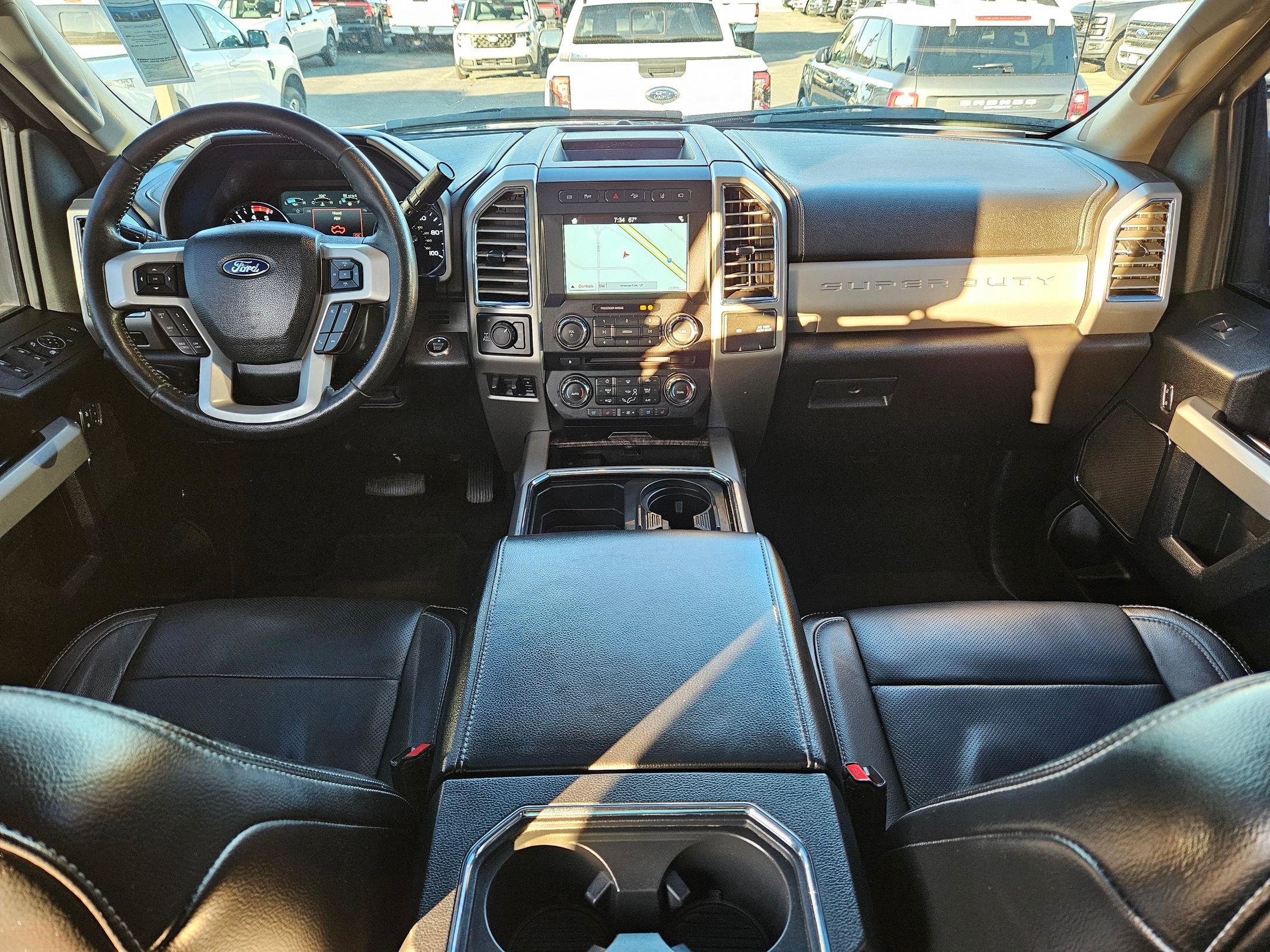 2017 Ford F-350 Lariat photo 26