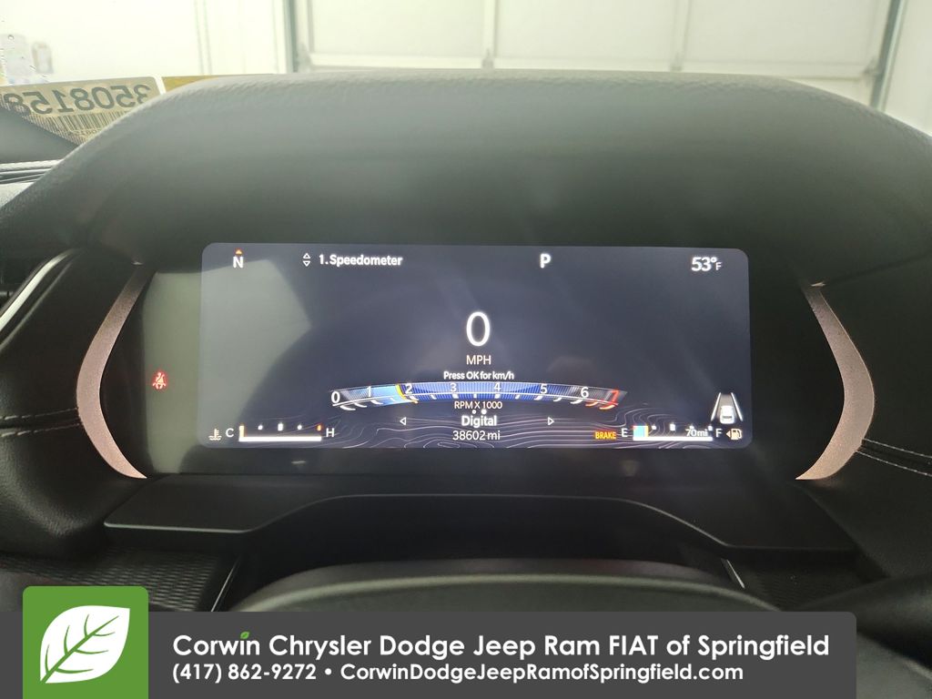 2024 Jeep Grand Cherokee Altitude photo 2