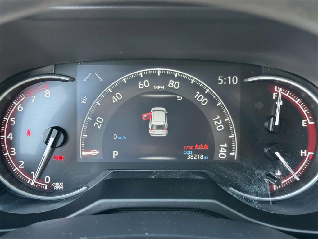 2024 Toyota RAV4 LE photo 7