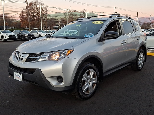 2013 Toyota RAV4 LE photo 4